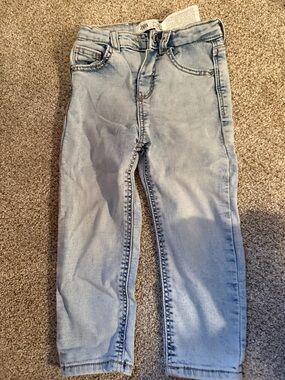 Zara Girls' Skinny Jeans in Light Blue Wash 2-3